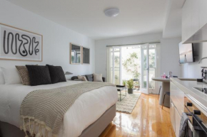 Boutique Studio Apartment in Heritage Home, Sydney